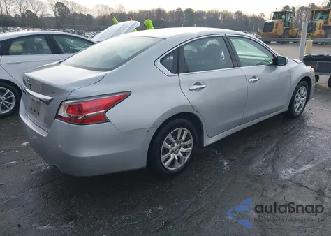 2015 Nissan Altima 2.5/2.5 S/2.5 Sl/2.5 Sv from USA, damaged, VIN 1N4AL3AP3FC204619